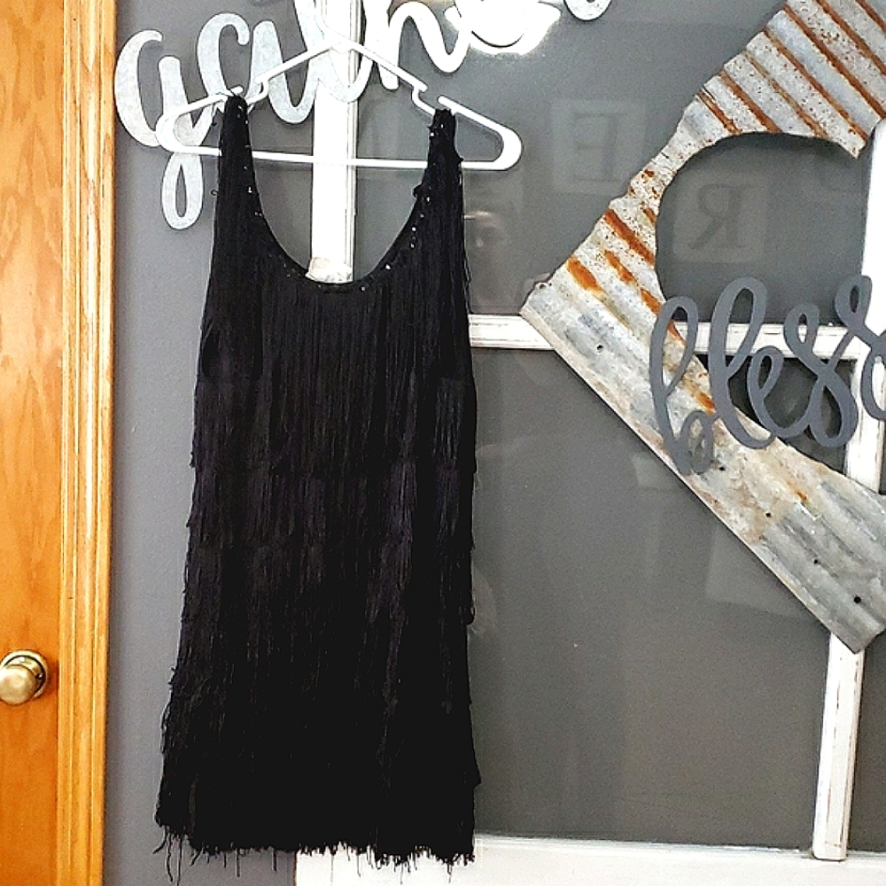 Dress flapper